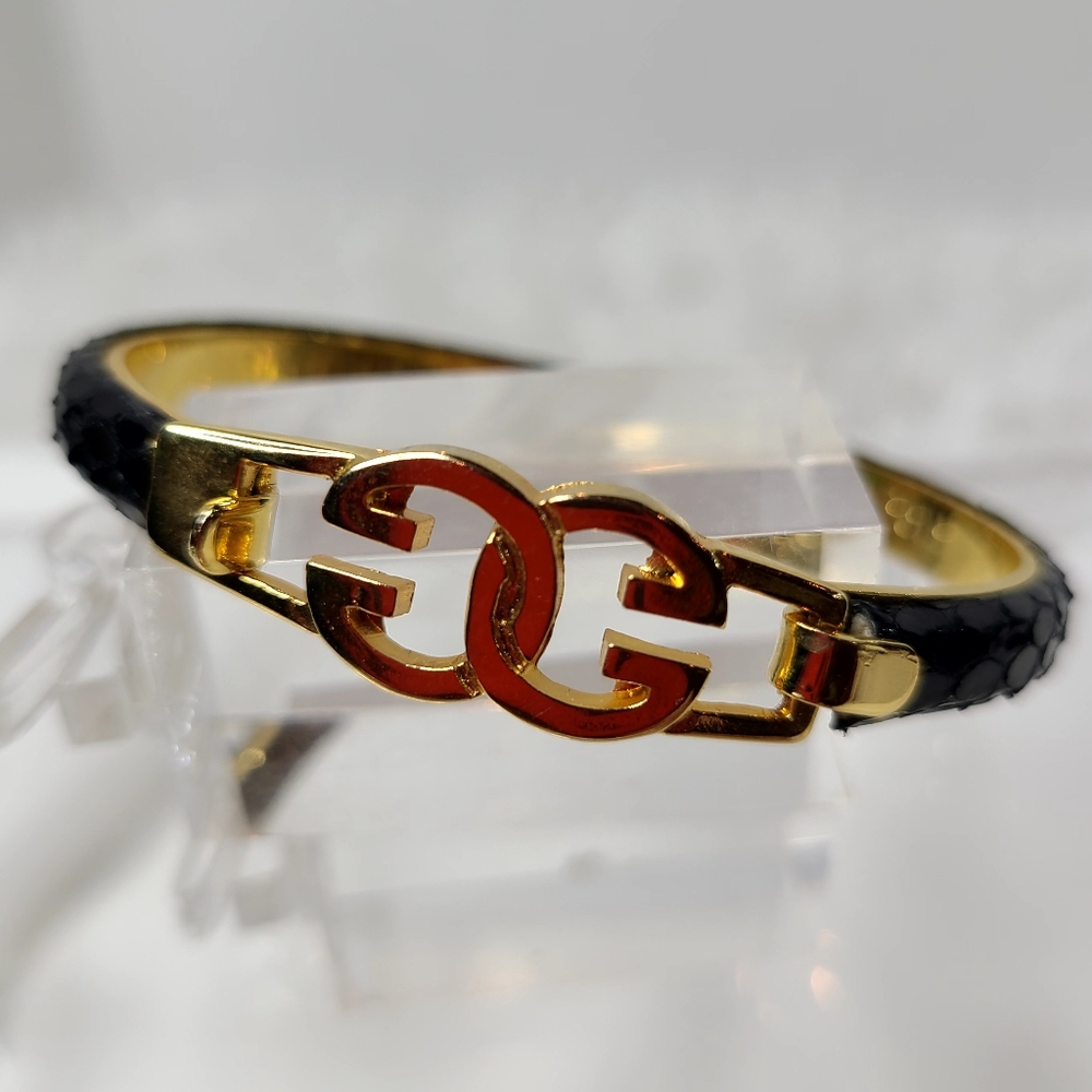 GUCCI 24k Gold Plated Bangle Bracelet